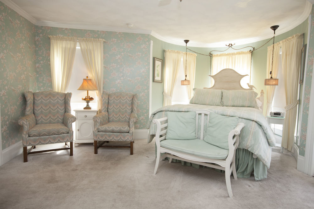 White Doe Inn Bed & Breakfast Manteo Extérieur photo